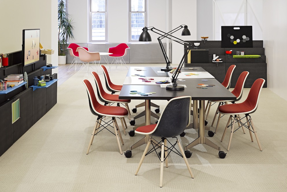 OB体育APP官网下载 - 坐具|餐椅|办公家具|中国有限公司家具|伊姆斯®软垫餐椅